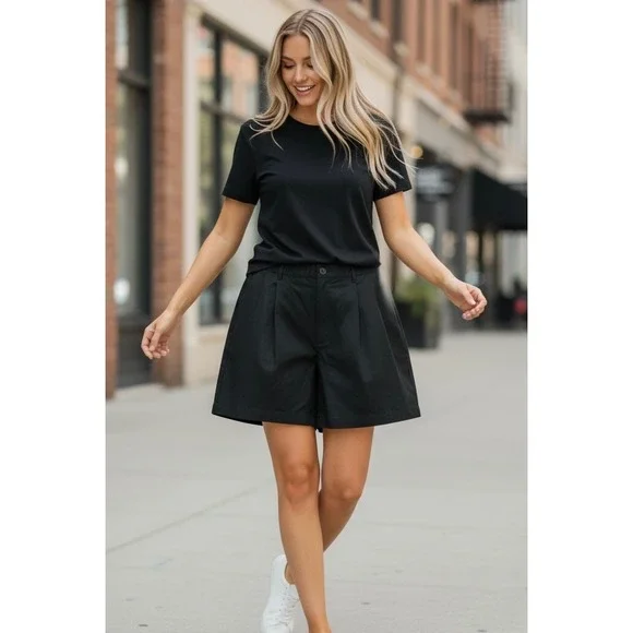 NWT Time and Tru Shorts Women XL Black Elastic Waist Pleated Chino Shorts - Picture 3 of 12